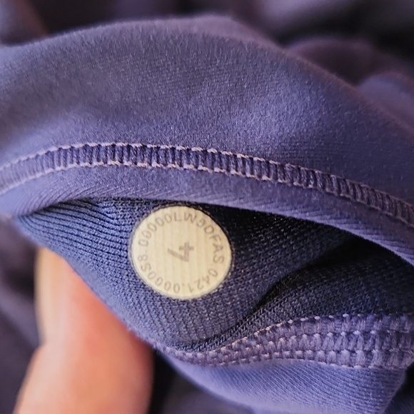 Lululemon Dark Purple/blue Leggings With Black Crackle Design Size 4 Yoga - Picture 10 of 12